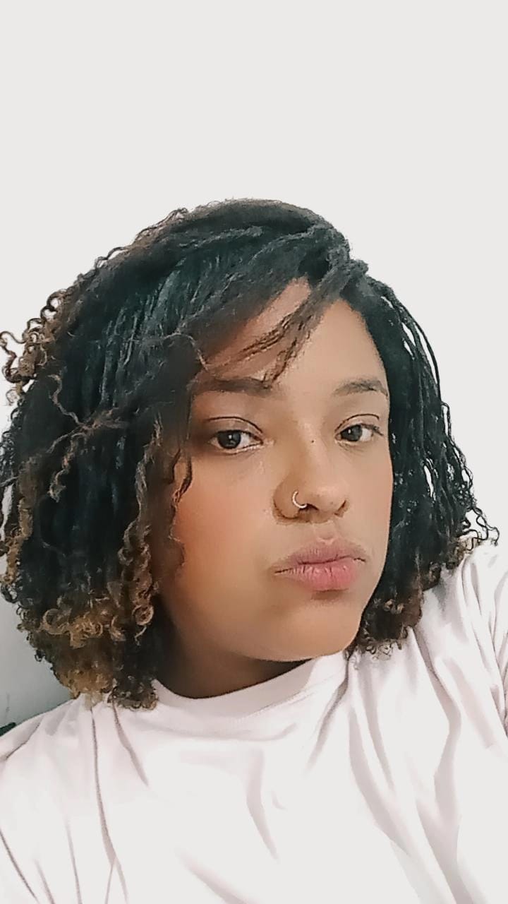 Daniela cabeleireira 