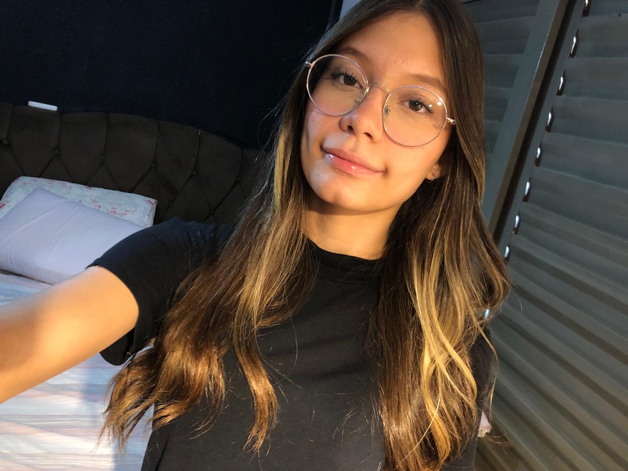 LORENNA HAIR STYLE